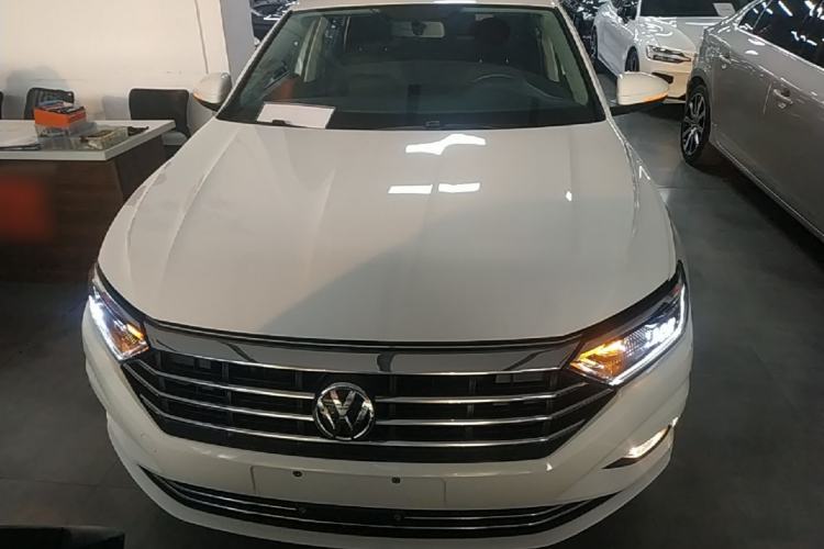 Volkswagen Sagitar 2021 — 2