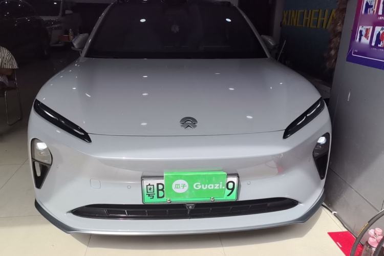 NIO ET5T 2024 — 2