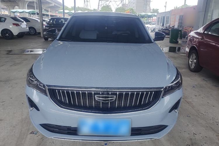 Geely Emgrand 2023 — 2
