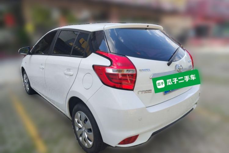 Toyota Yaris 2022 — 4