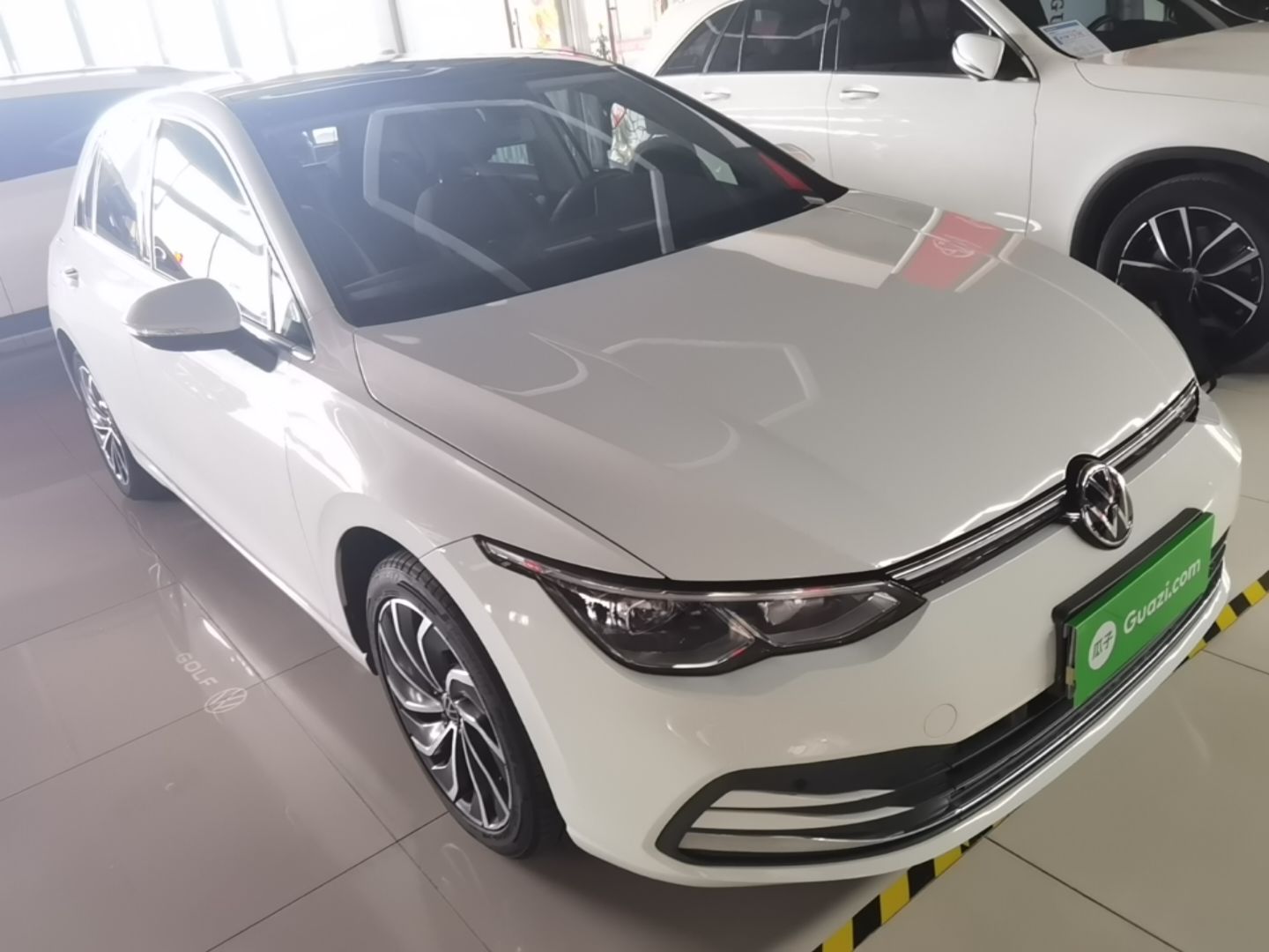 Volkswagen Golf 2021 — фото 3