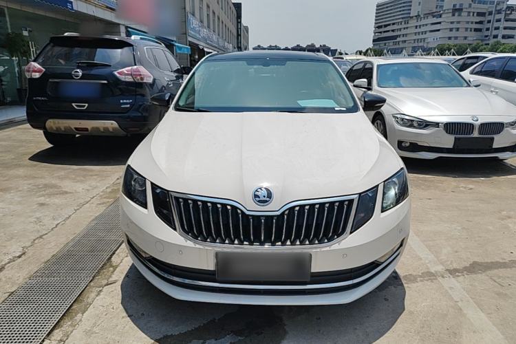 Skoda octavia 2020 — фото 2