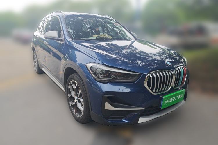 BMW X1 2022 — фото 3