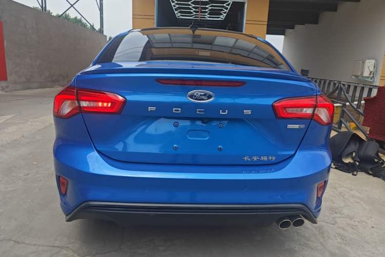 Ford Focus 2021 — 5