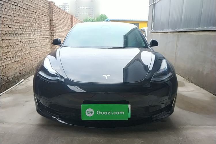 Tesla Model 3 2022 — 2