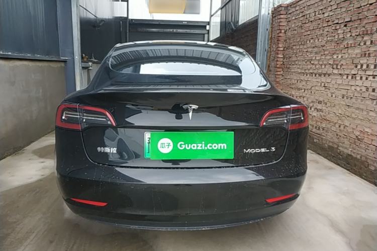 Tesla Model 3 2022 — 5