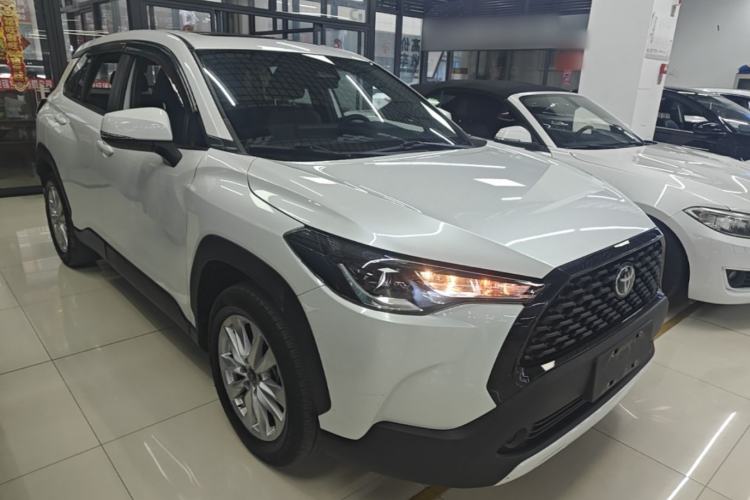 Toyota Corolla Cross 2023 — 3