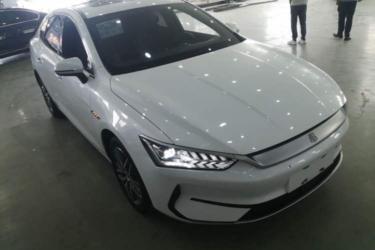 BYD Qin PLUS 2021 — 3
