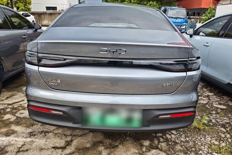 BYD Seal 05 DM-i 2025 — фото 5