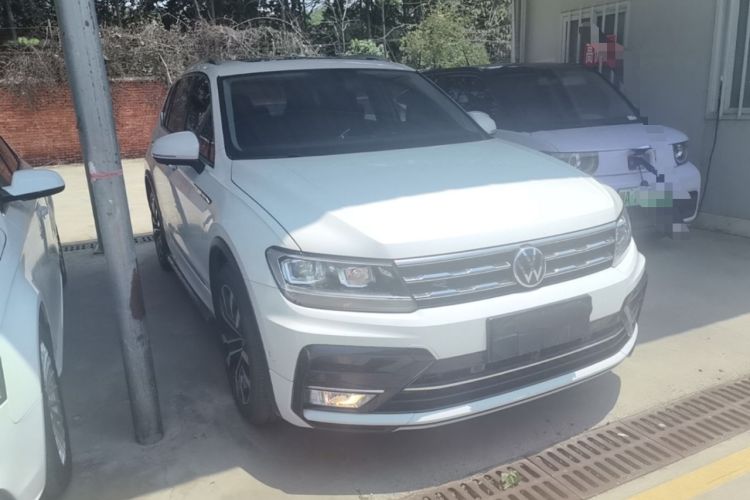Volkswagen Tiguan L 2021 — 3