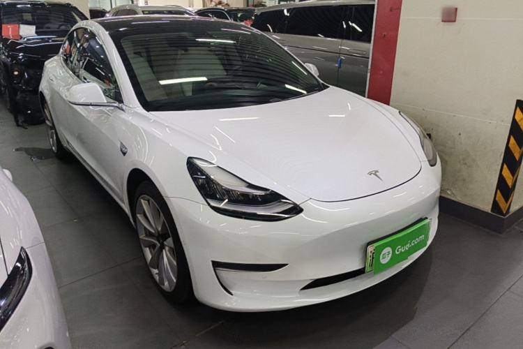 Tesla Model 3 2020 — 3