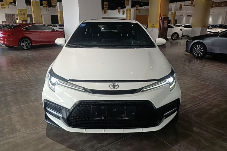Toyota Corolla 2022 — фото 2