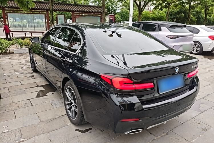 BMW 525Li 2022 — 4