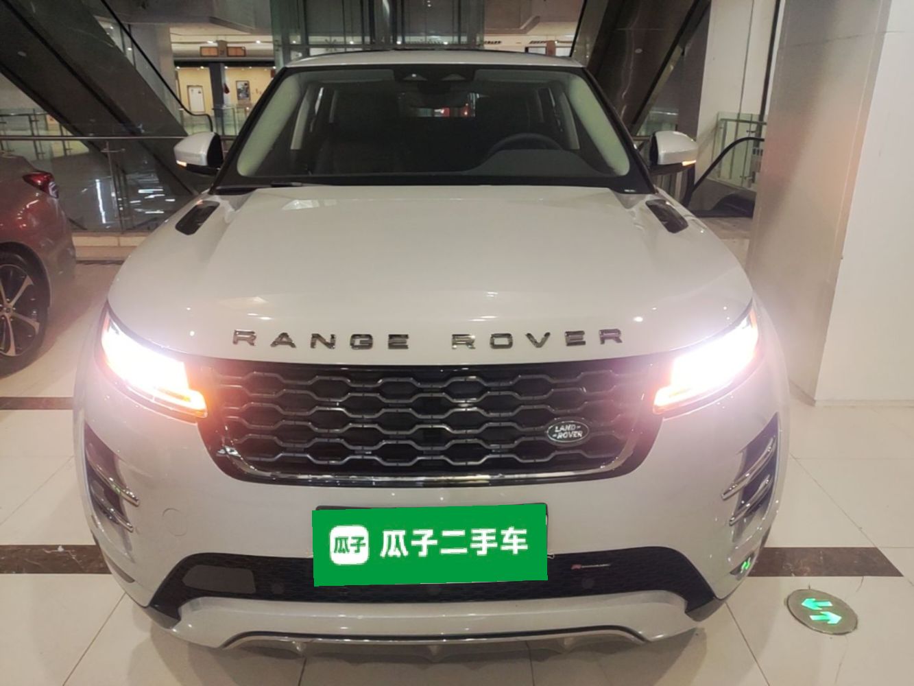 Land Rover Range Rover Evoque 2023 — фото 2