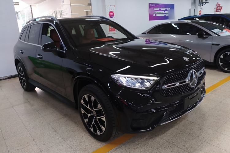 Mercedes-Benz GLC 260 L 2024 — 3