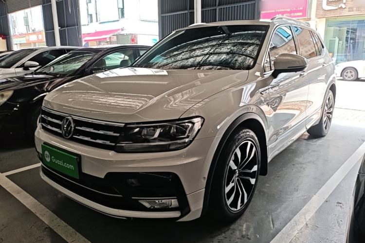 Volkswagen Tiguan L 2021 — фото 1