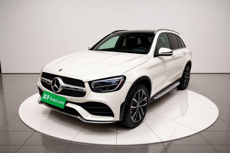 Mercedes-Benz GLC 260 L 2021 — фото 1