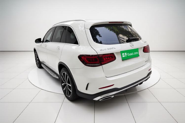 Mercedes-Benz GLC 260 L 2021 — фото 4