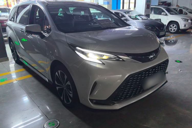 Toyota Granvia 2024 — 5