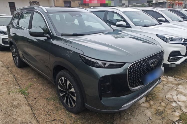 Chery Tiggo 8 Plus 2025 — фото 3