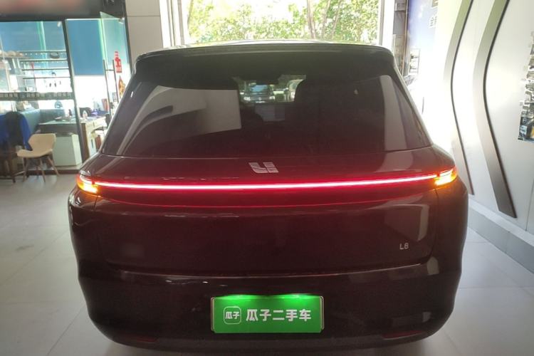 Li Auto L8 2024 — 5