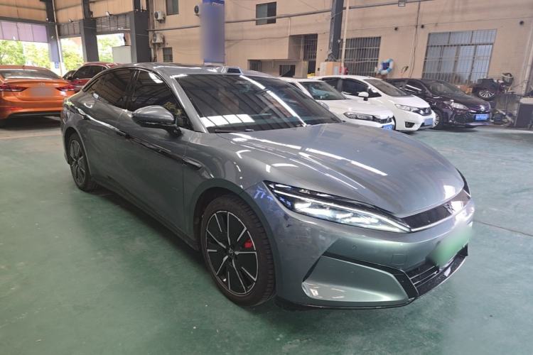 BYD Han L 2025 — 3