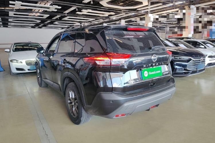 Nissan Rogue 2021 — 4
