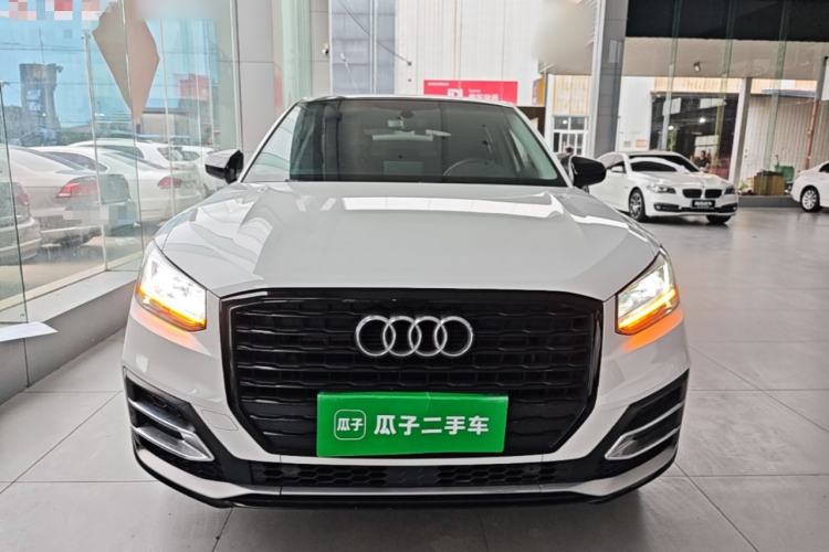 Audi Q2L 2018 — 2