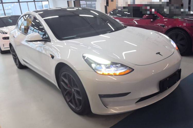 Tesla Model 3 2022 — 3