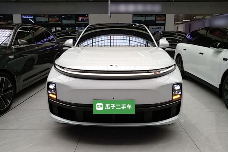 Li Auto L7 2023 — 2