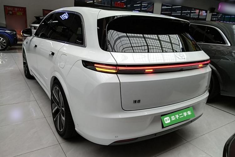 Li Auto L7 2023 — 4