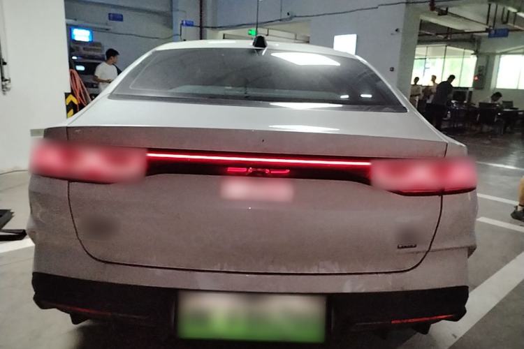 BYD Qin L 2025 — 5