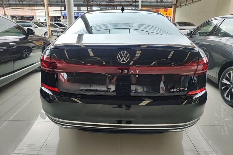 Volkswagen Passat 2024 — 5