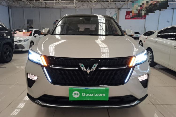 Wuling Asta 2021 — 2