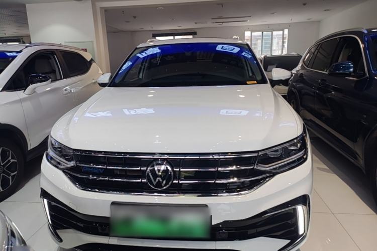 Volkswagen Tiguan L 2023 — фото 2