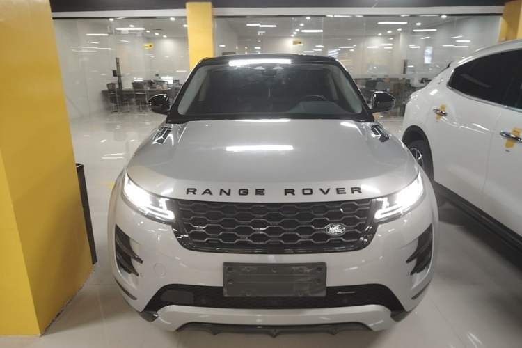 Land Rover rover range rover evoque 2022 — фото 2