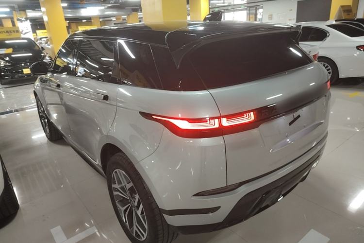Land Rover rover range rover evoque 2022 — фото 4