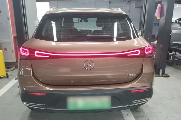 Mercedes-Benz EQA 260 2022 — 5