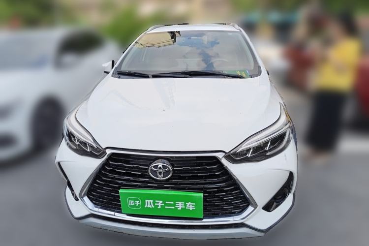 Toyota Yaris L 2020 — фото 2