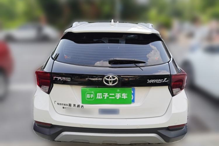 Toyota Yaris L 2020 — фото 3