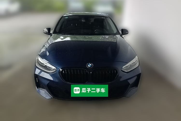 BMW 120i 2022 — фото 2