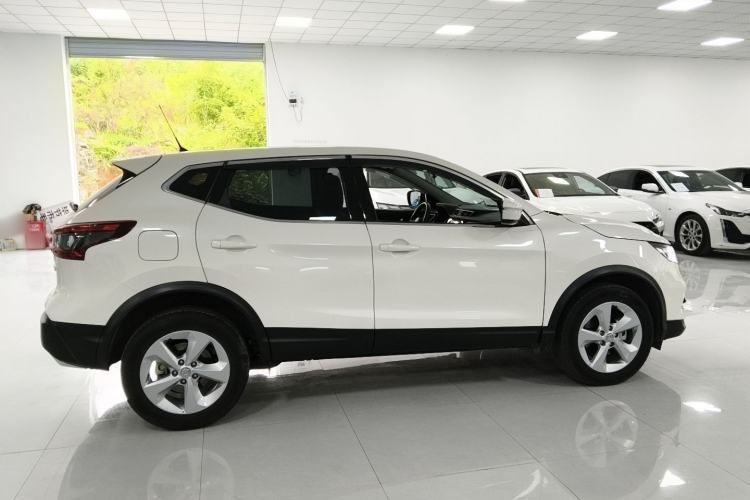 Nissan Qashqai 2022 — 5