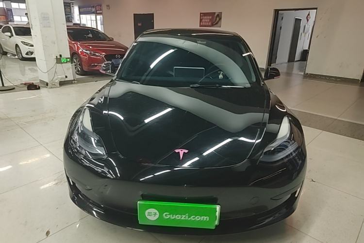Tesla Model 3 2022 — 2
