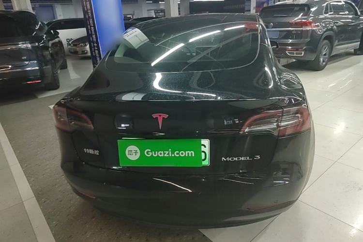 Tesla Model 3 2022 — 5