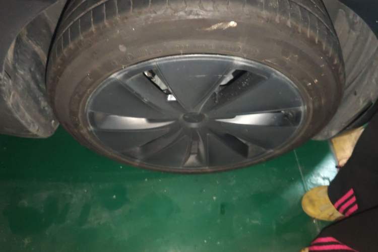 Tesla Model 3 2023 — 2