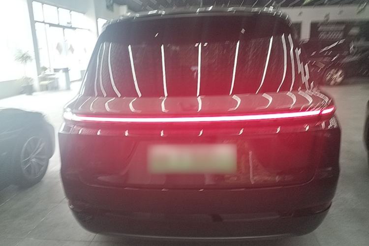 Li Auto L9 2022 — 5