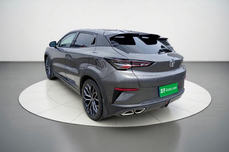 ChangAn UNI-T 2022 — 4