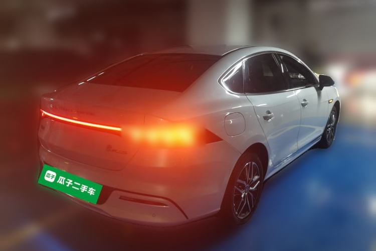 BYD Qin PLUS 2023 — фото 4