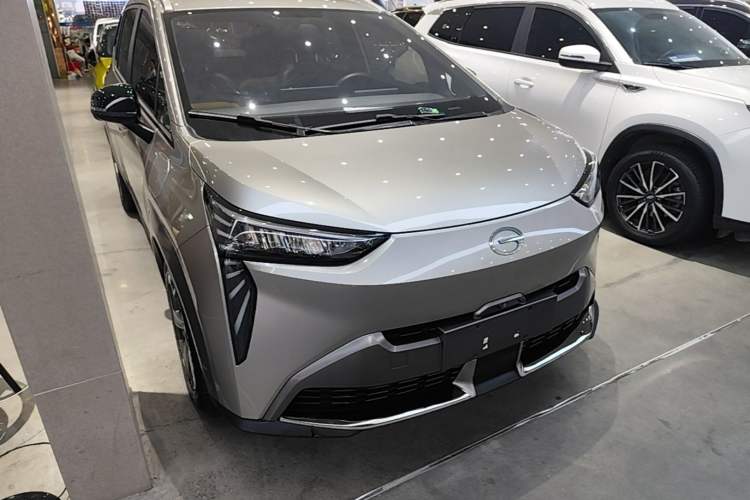 AION Y 2022 — 3