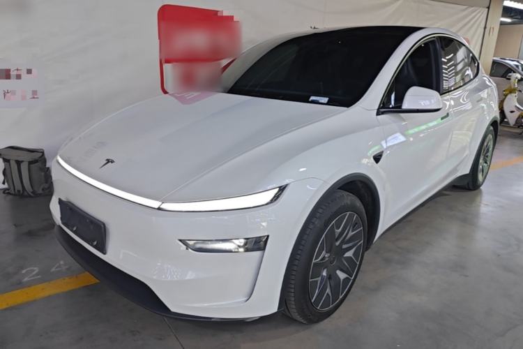 Tesla Model Y L 2025 — фото 1